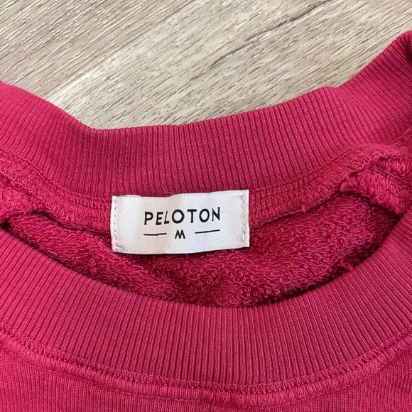 Peloton pink Crewneck with Blue Graphic - Picture 2 of 2